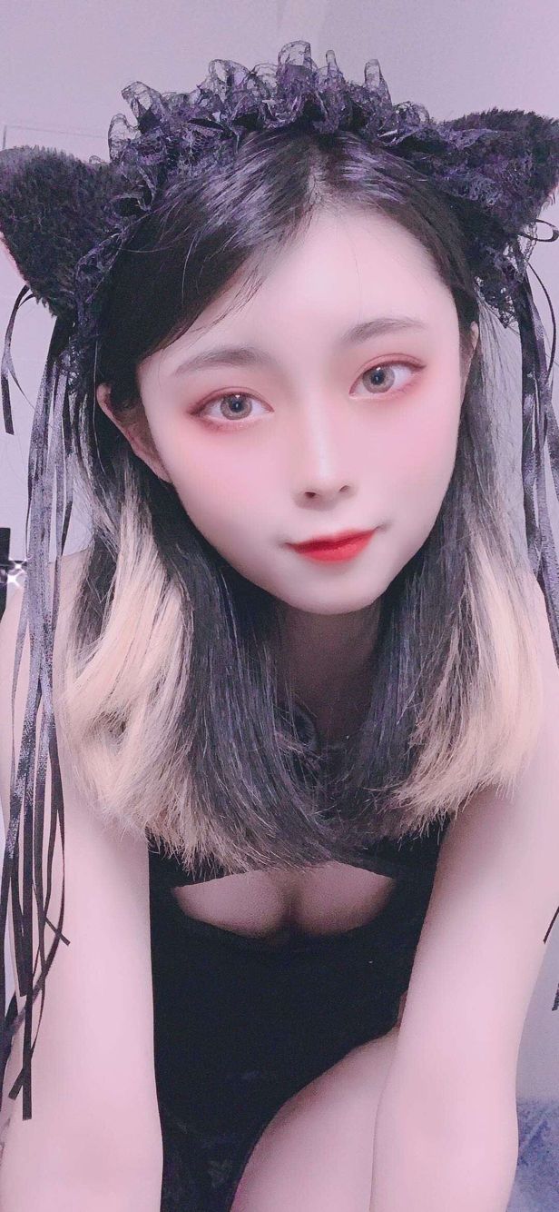 东莞粉嫩jk小萝莉妹妹